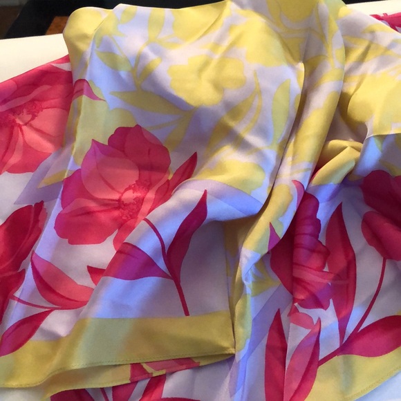 NWT Ann Taylor, 100% silk scarf - Picture 2 of 8